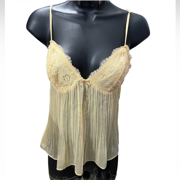 Princess Polly - Picture 3 of 9